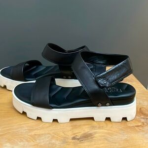 Franco Sarto Umber Sandal